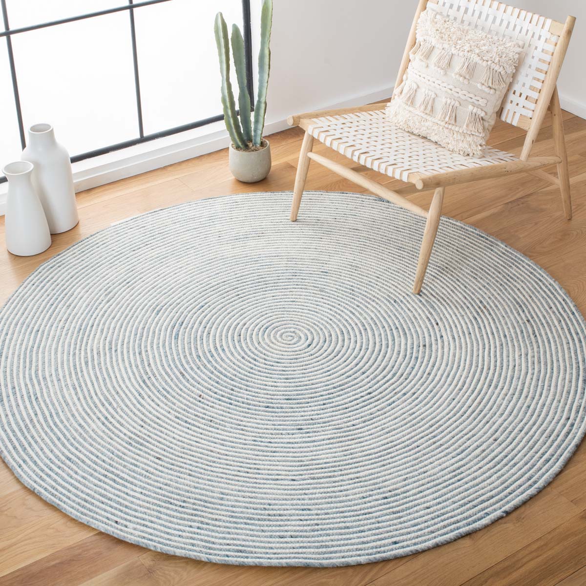 Safavieh Braided 905 Rug, BRD905 - Grey / Ivory