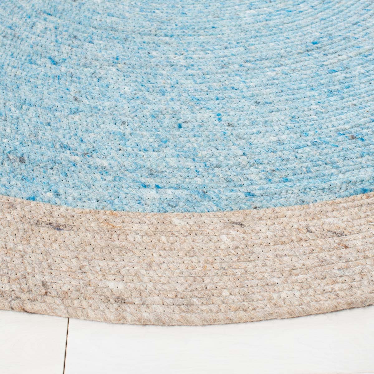 Safavieh Braided 908 Rug, BRD908 - Blue / Beige