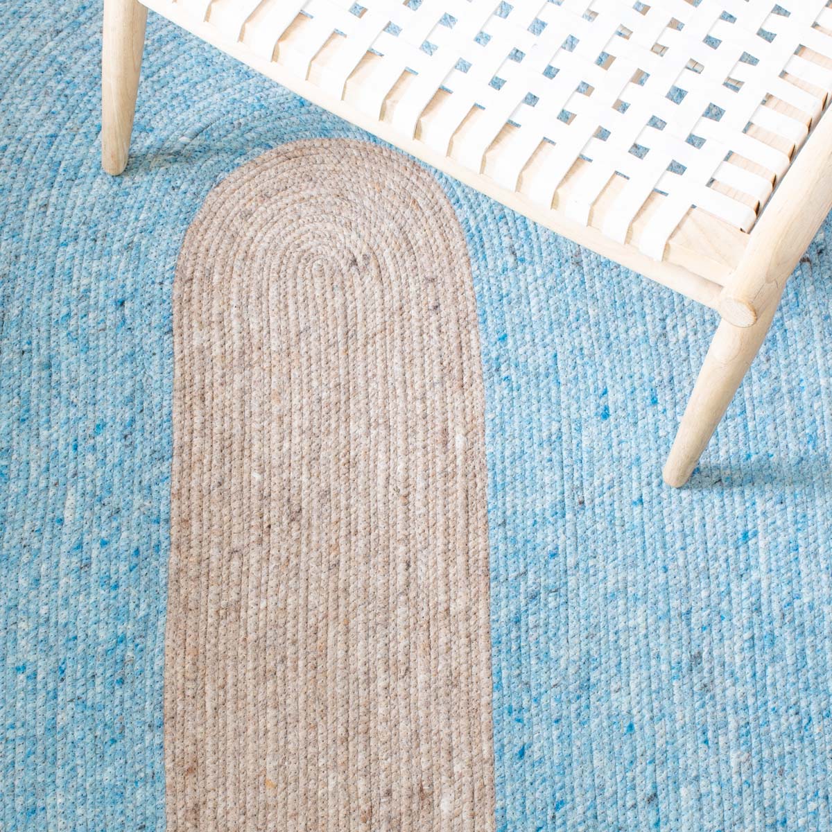 Safavieh Braided 908 Rug, BRD908 - Blue / Beige