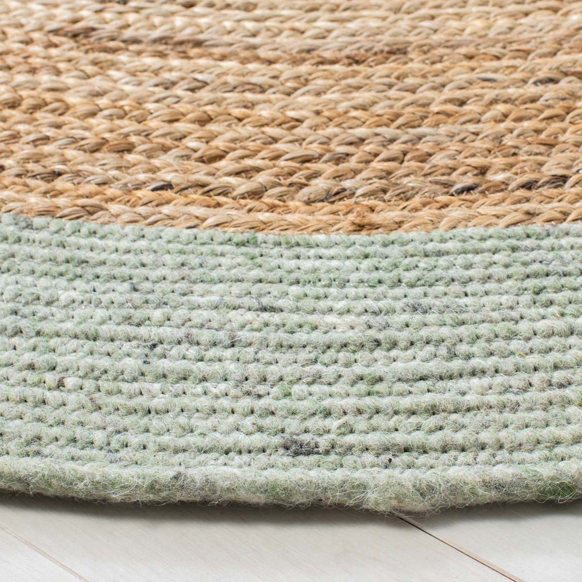 Safavieh Braided 910 Rug, BRD910 - Sage / Gold