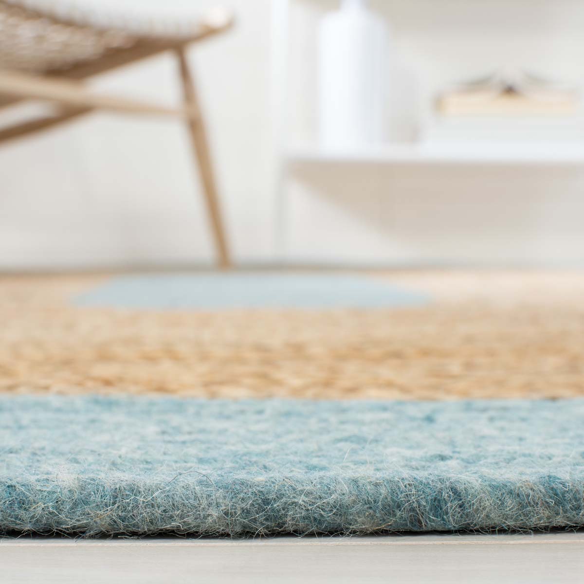 Safavieh Braided 910 Rug, BRD910 - Blue / Natural