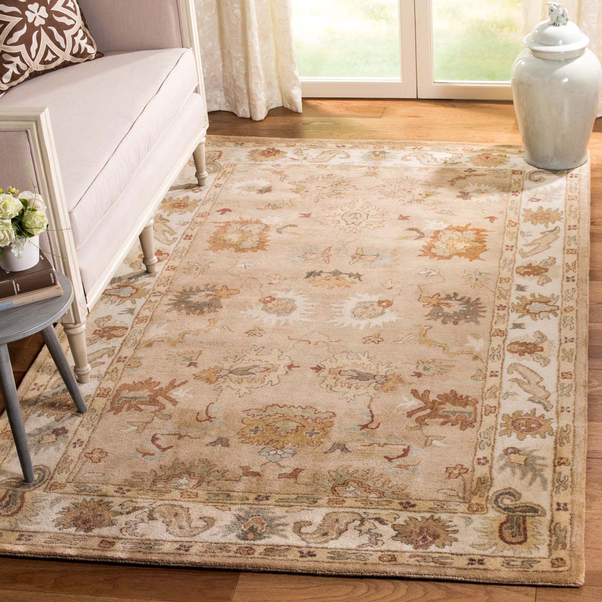 Safavieh Bergama 136 Rug, BRG136 - Taupe / Ivory