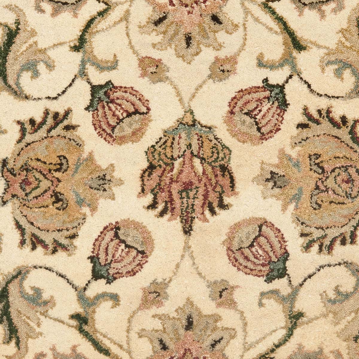 Safavieh Bergama 161 Rug, BRG161 - Ivory / Ivory