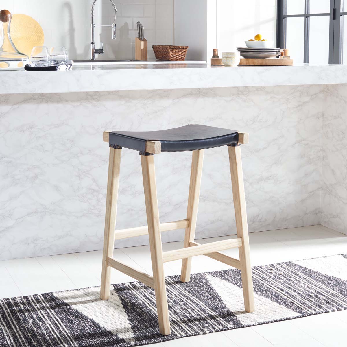 Safavieh Aariz Rectangle Barstool , BST1010 - Black / Natural