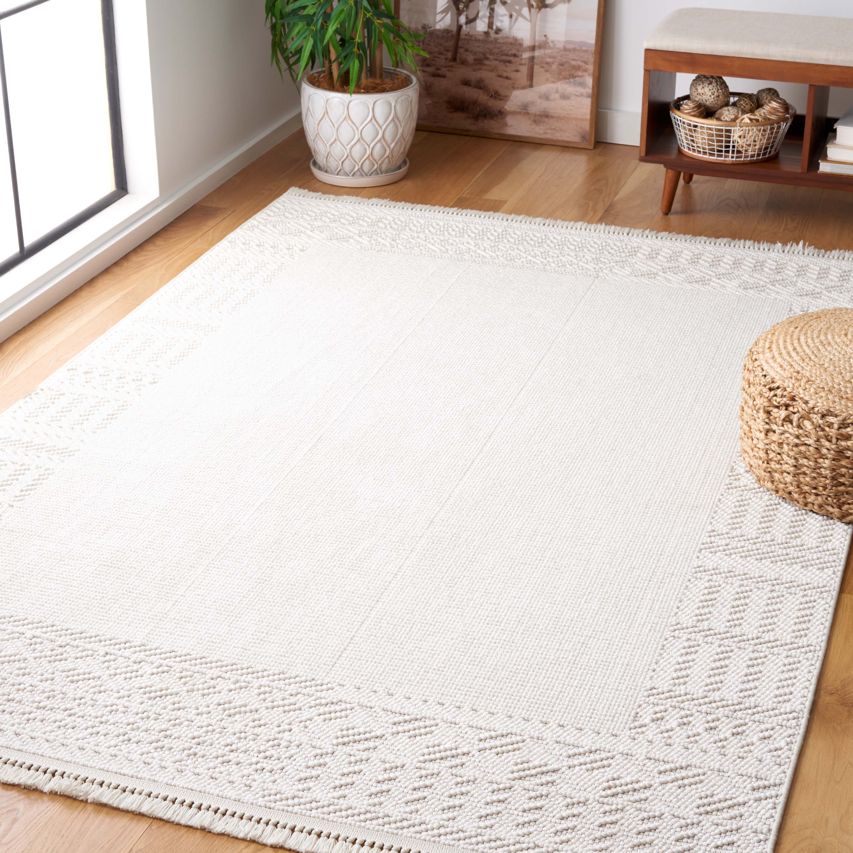 Safavieh Camden 658 Rug, CAD658 - Ivory