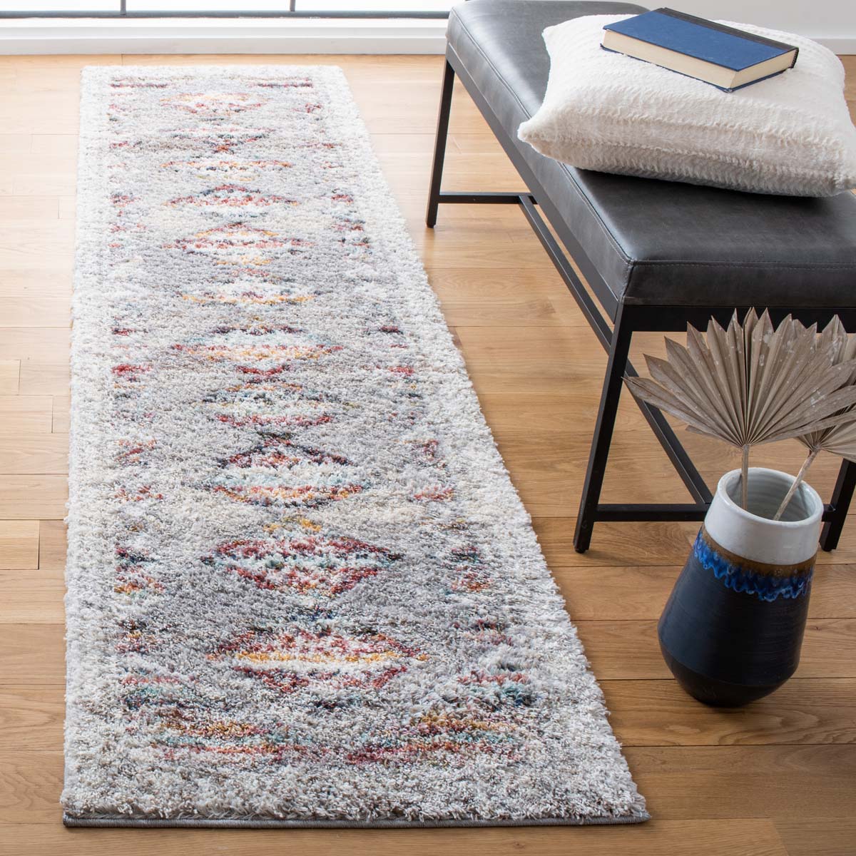 Safavieh Calista 136 Rug, CAL136 - Grey / Ivory