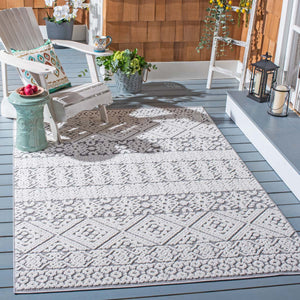 Safavieh Cabana 654 Rug, CBN654