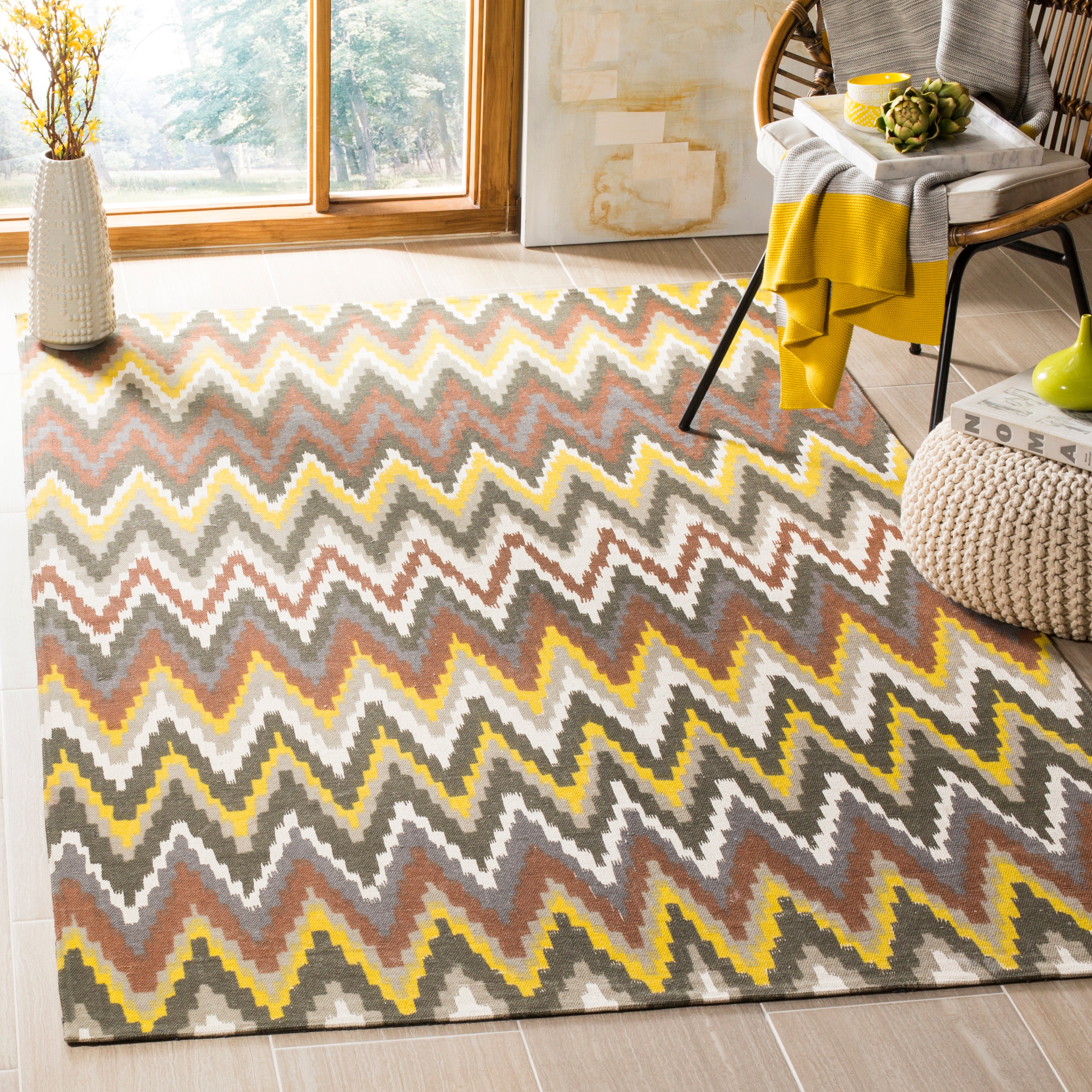 Safavieh Cedar Brook 145 Rug, CDR145 - Black / Citron