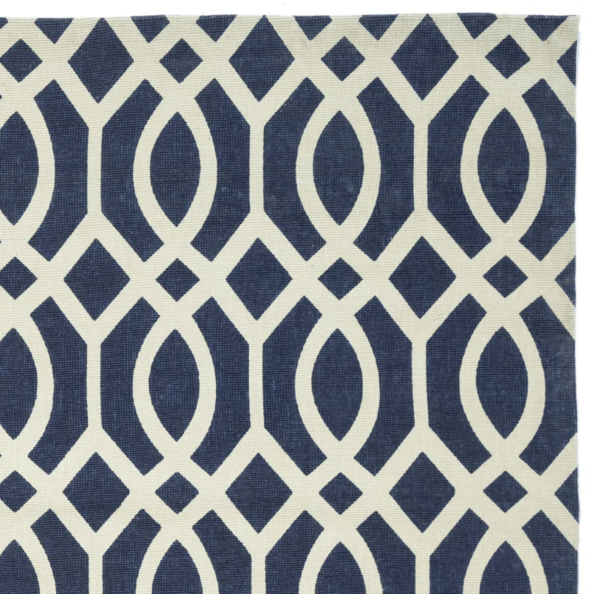 Safavieh Cedar Brook 241 Rug, CDR241 - Navy / Ivory