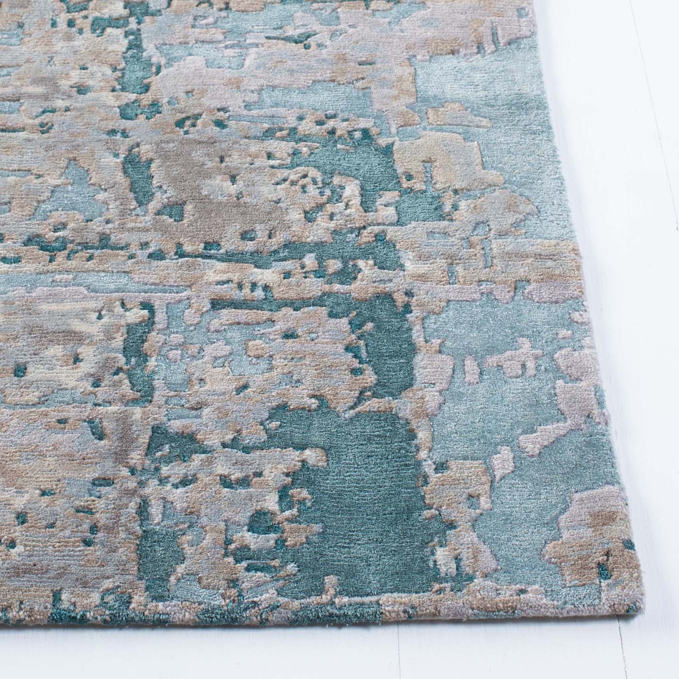 Safavieh Centennial 101 Rug, CEN101 - Worn Denim