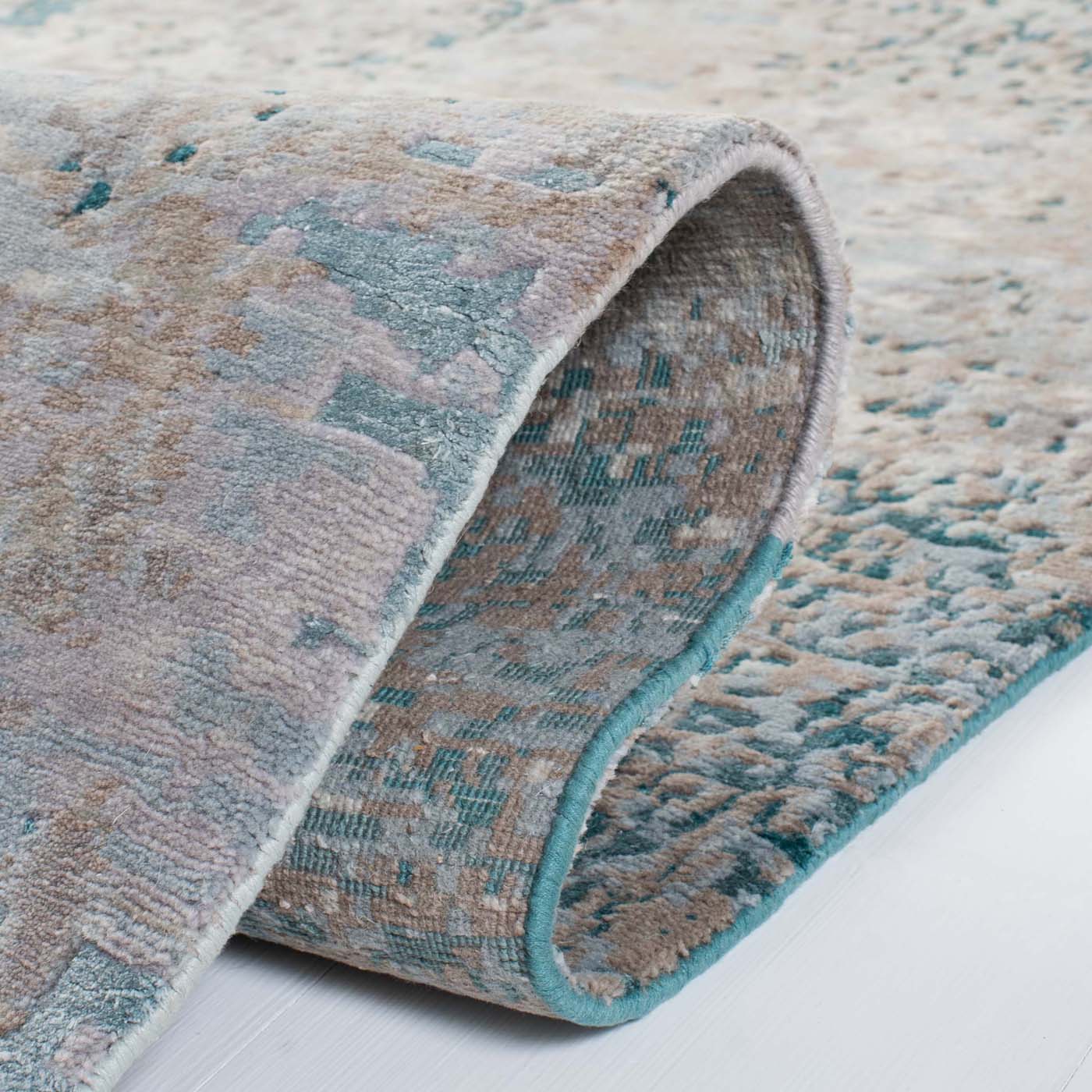 Safavieh Centennial 101 Rug, CEN101 - Worn Denim