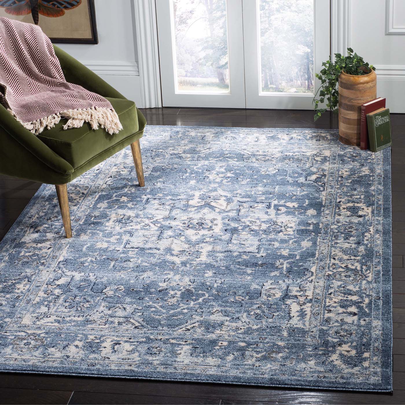 Safavieh Charleston 411 Rug, CHL411 - Navy / Creme