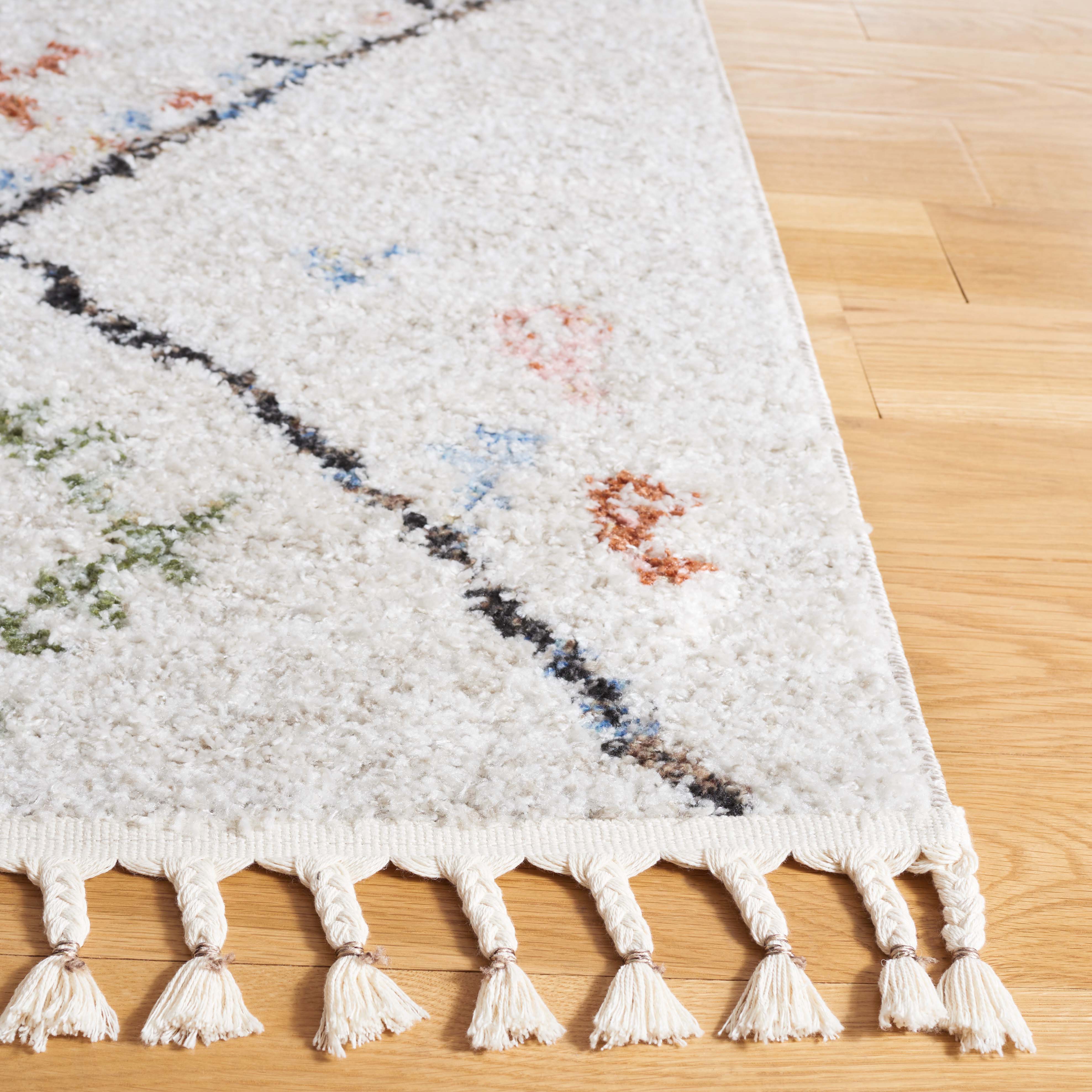 Safavieh Chapel 400 Rug, CHP400 - Ivory / Black