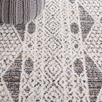 Safavieh Chapel 404 Rug, CHP404 - Black / Ivory