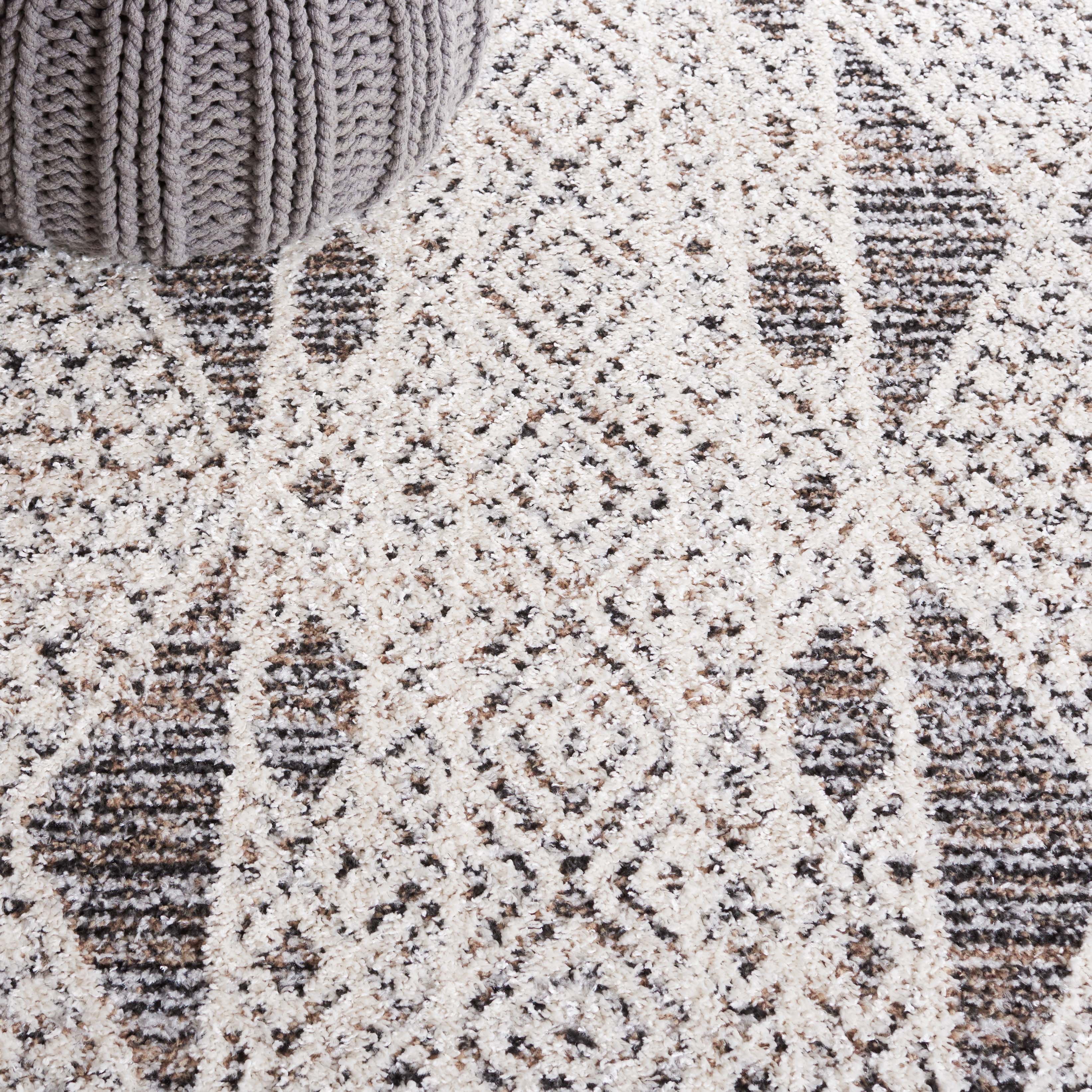 Safavieh Chapel 404 Rug, CHP404 - Black / Ivory