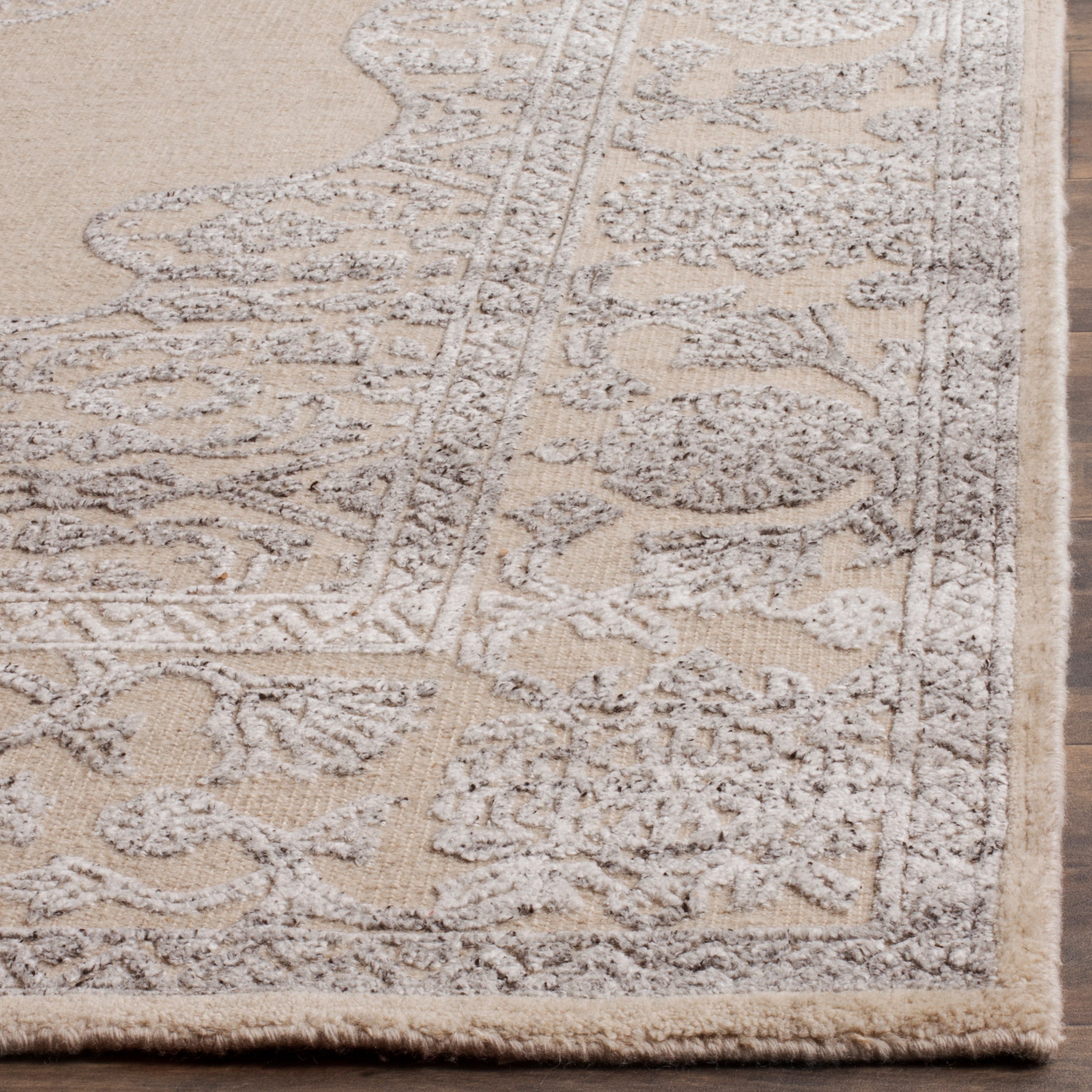 Safavieh Chester 546 Rug, CHS546 - Ivory / Grey