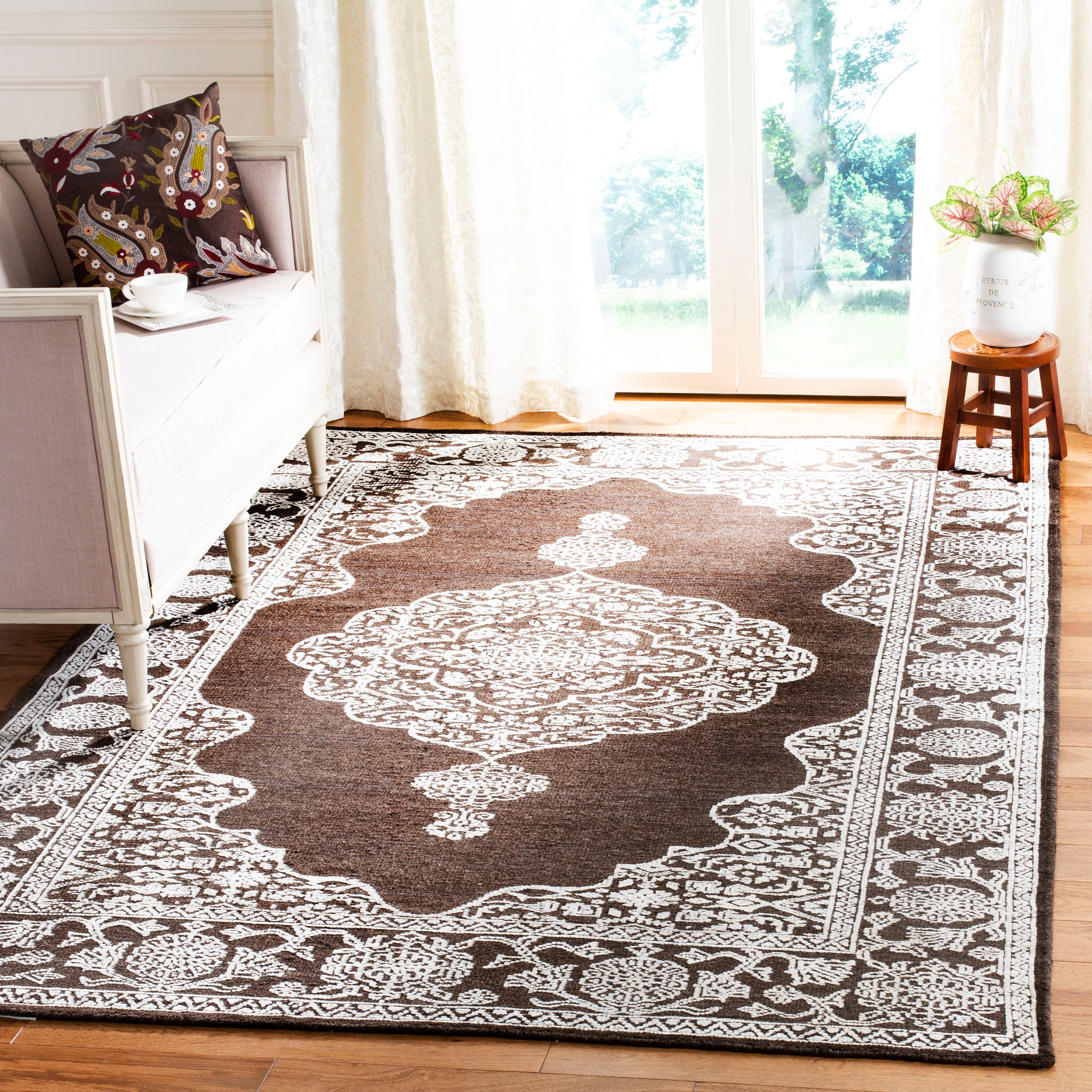 Safavieh Chester 546 Rug, CHS546 - Brown / Linen