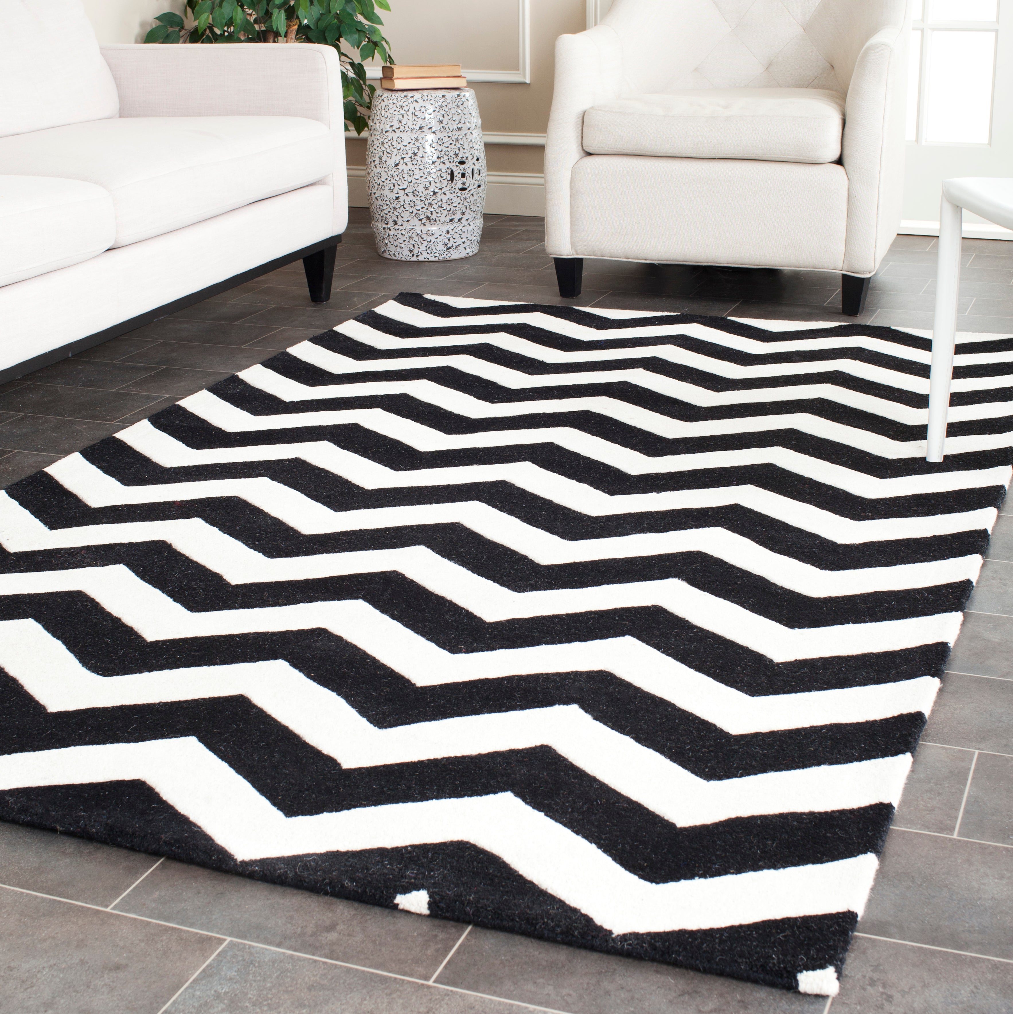 Safavieh Chatham 715 Rug, CHT715 - Ivory / Black