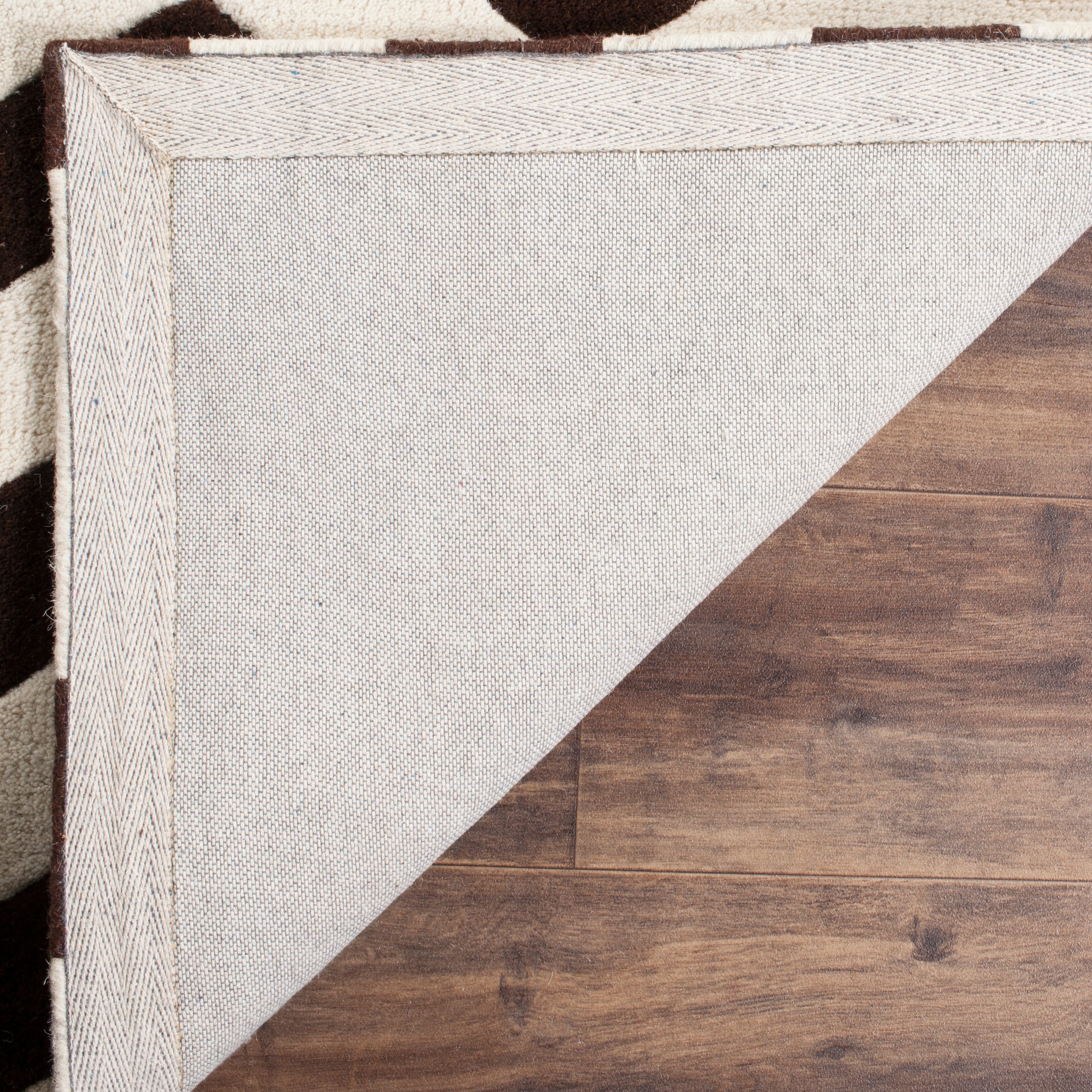 Safavieh Chatham 715 Rug, CHT715 - Brown / Ivory