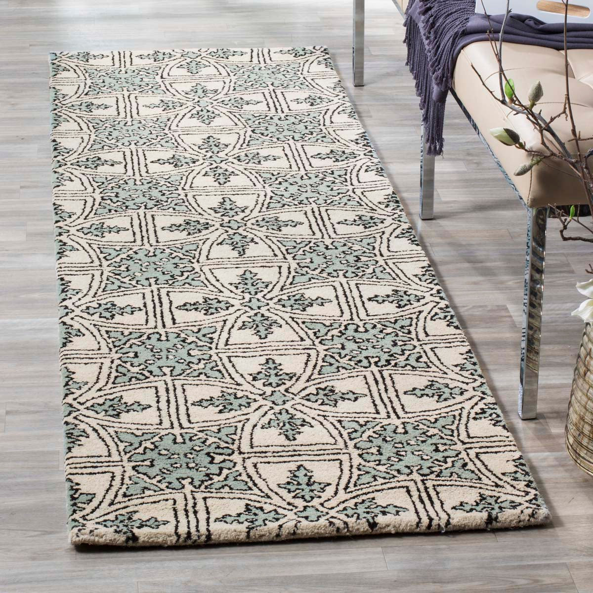 Safavieh Chatham 716 Rug, CHT716 - Light Blue / Ivory