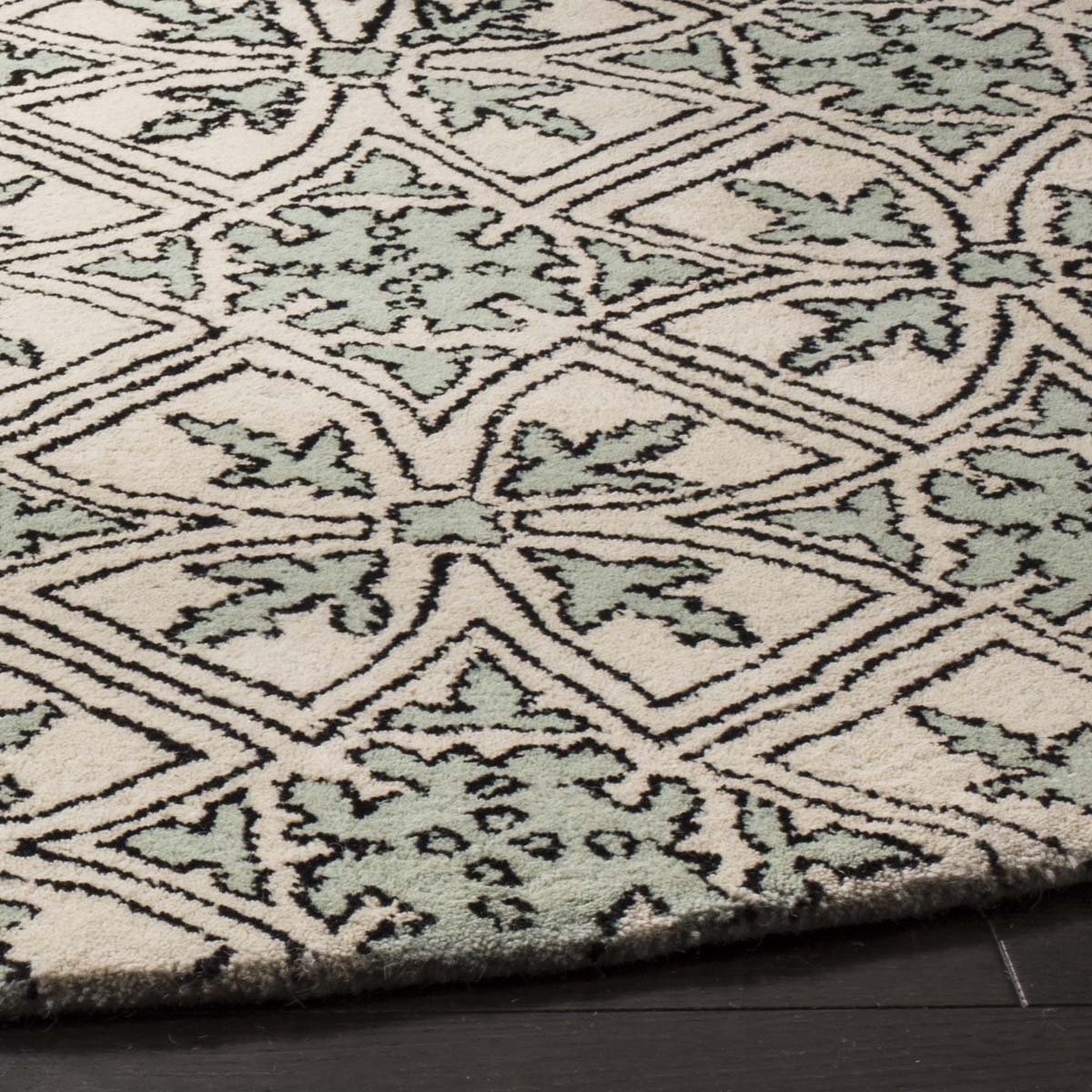 Safavieh Chatham 716 Rug, CHT716 - Light Blue / Ivory
