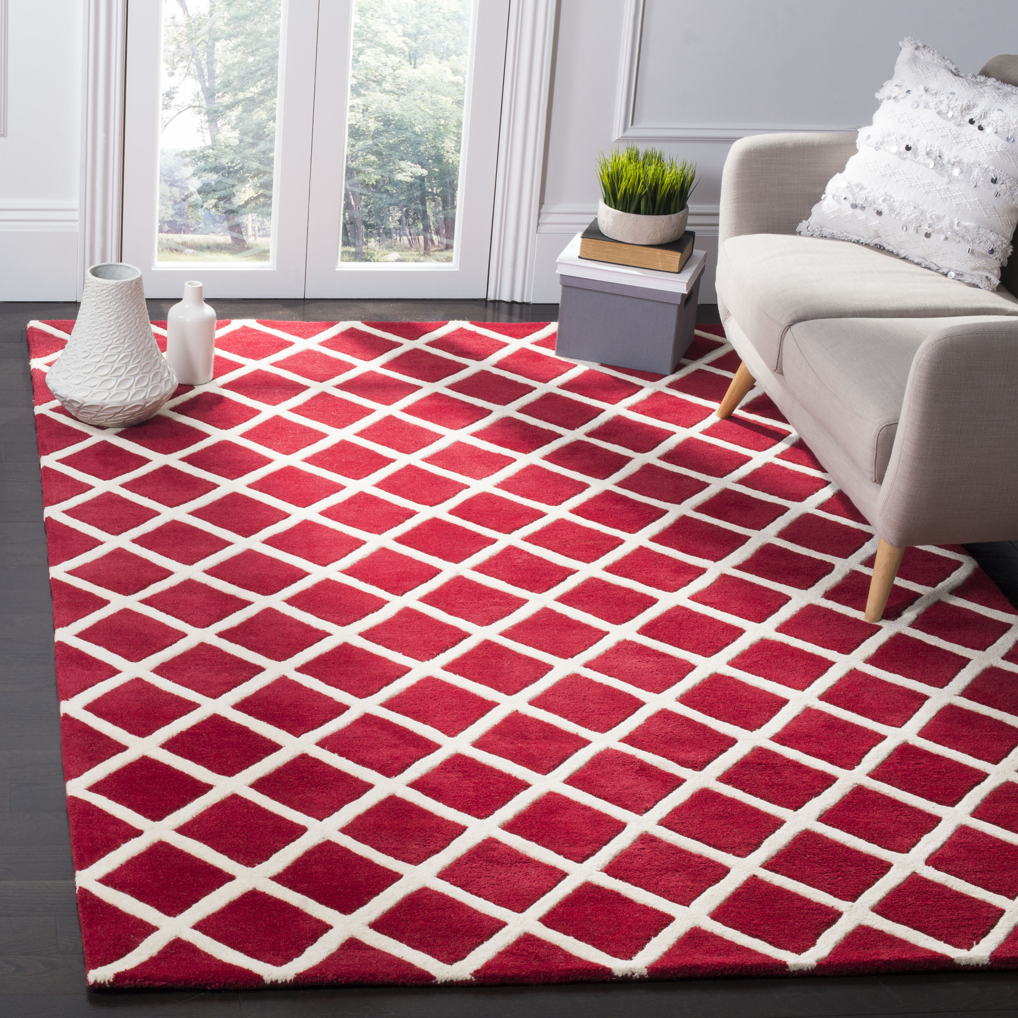Safavieh Chatham 718 Rug, CHT718 - Red / Ivory