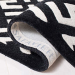 Safavieh Chatham 719 Rug, CHT719 - Ivory / Black