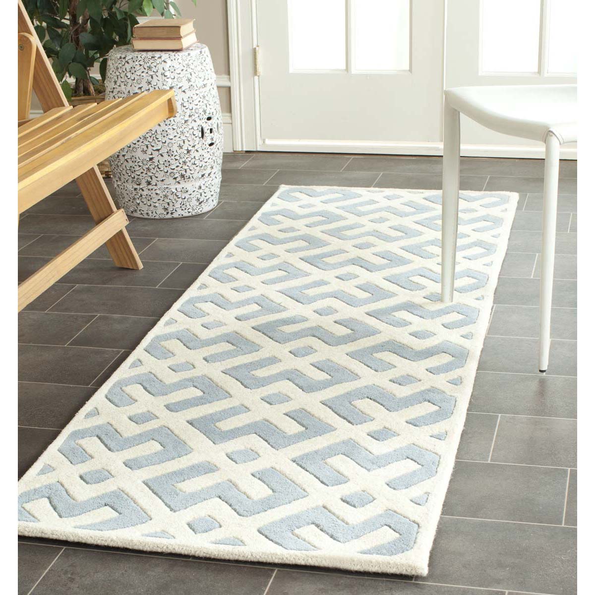 Safavieh Chatham 719 Rug, CHT719 - Blue / Ivory
