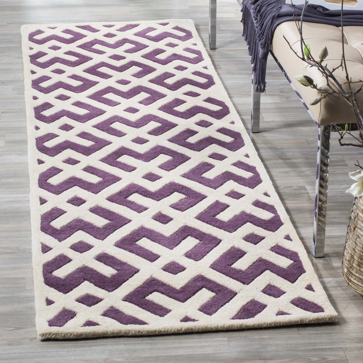 Safavieh Chatham 719 Rug, CHT719 - Purple / Ivory