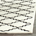 Safavieh Chatham 721 Rug, CHT721 - Ivory / Black
