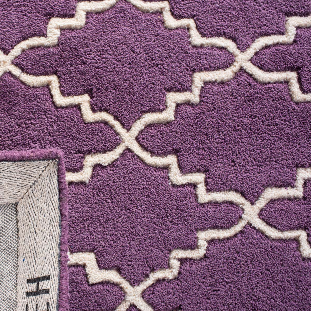 Safavieh Chatham 721 Rug, CHT721 - Purple / Ivory