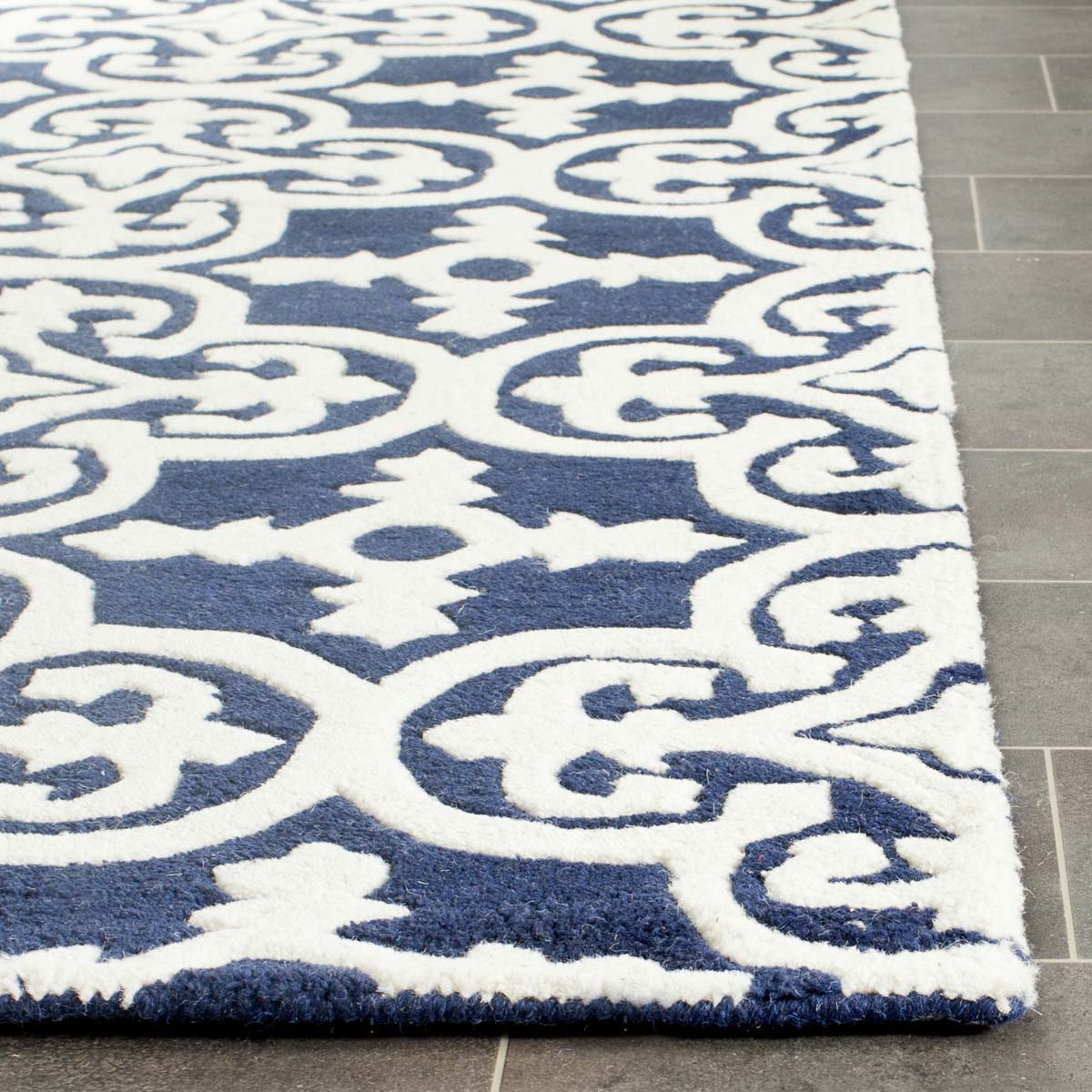 Safavieh Chatham 729 Rug, CHT729 - Dark Blue / Ivory