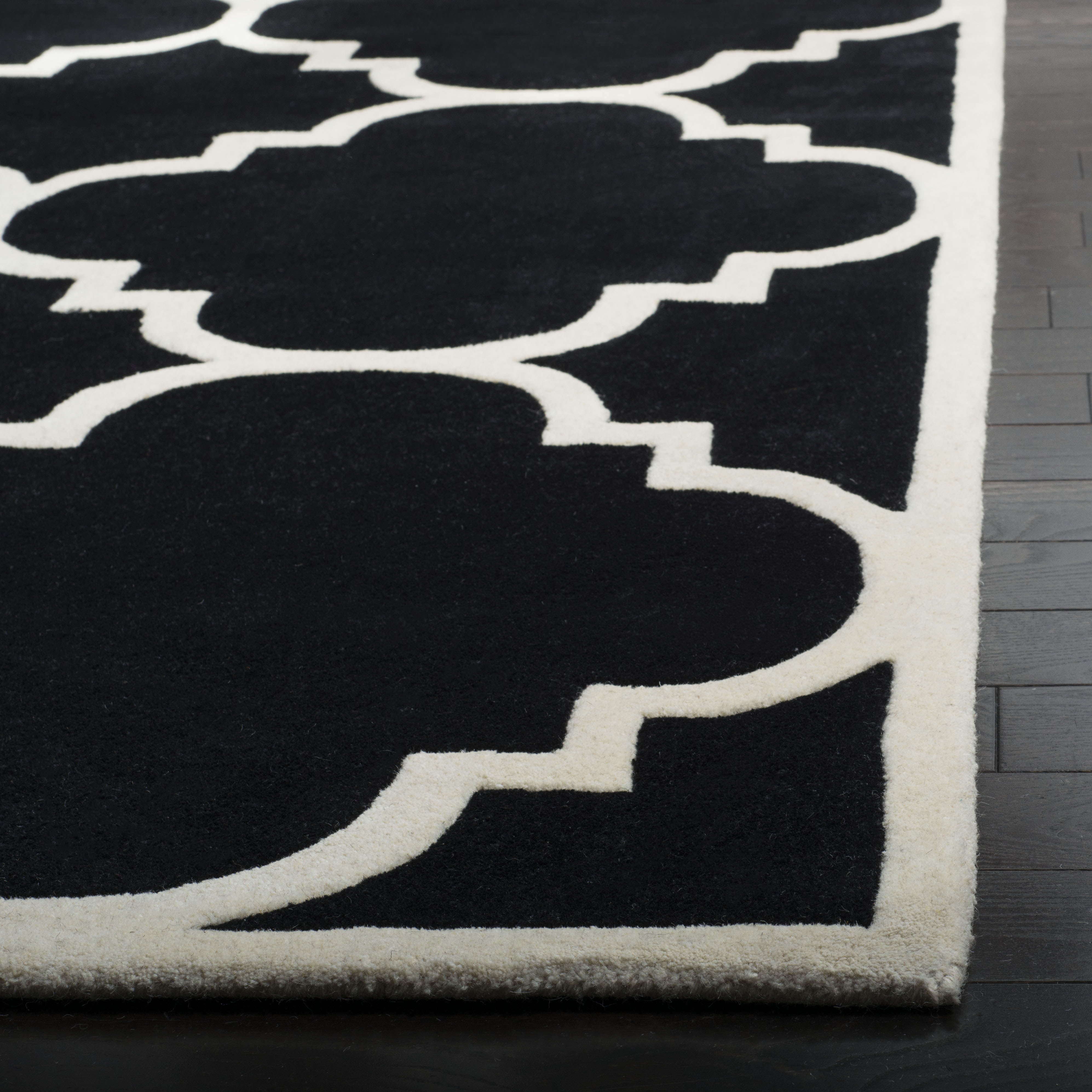 Safavieh Chatham 730 Rug, CHT730 - Black / Ivory