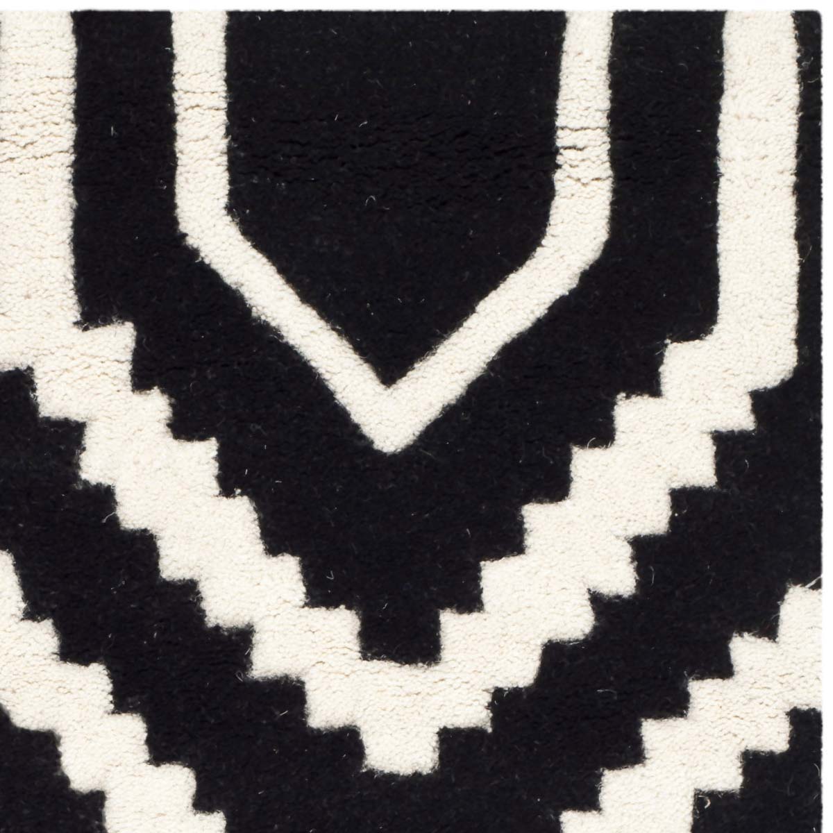 Safavieh Chatham 731 Rug, CHT731 - Black / Ivory