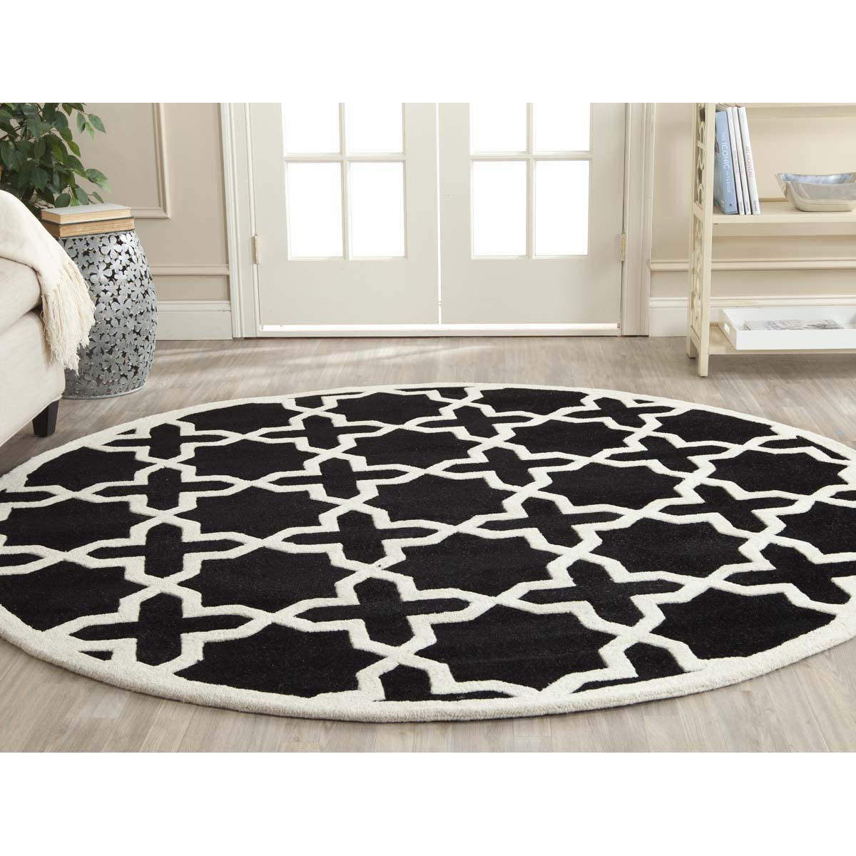 Safavieh Chatham 732 Rug, CHT732 - Black / Ivory