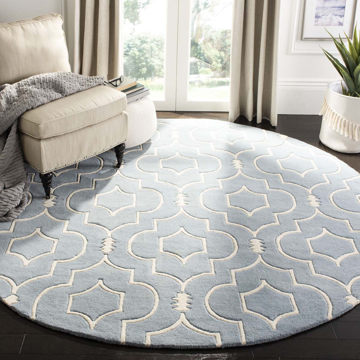 Safavieh Chatham 736 Rug, CHT736 - Blue / Ivory