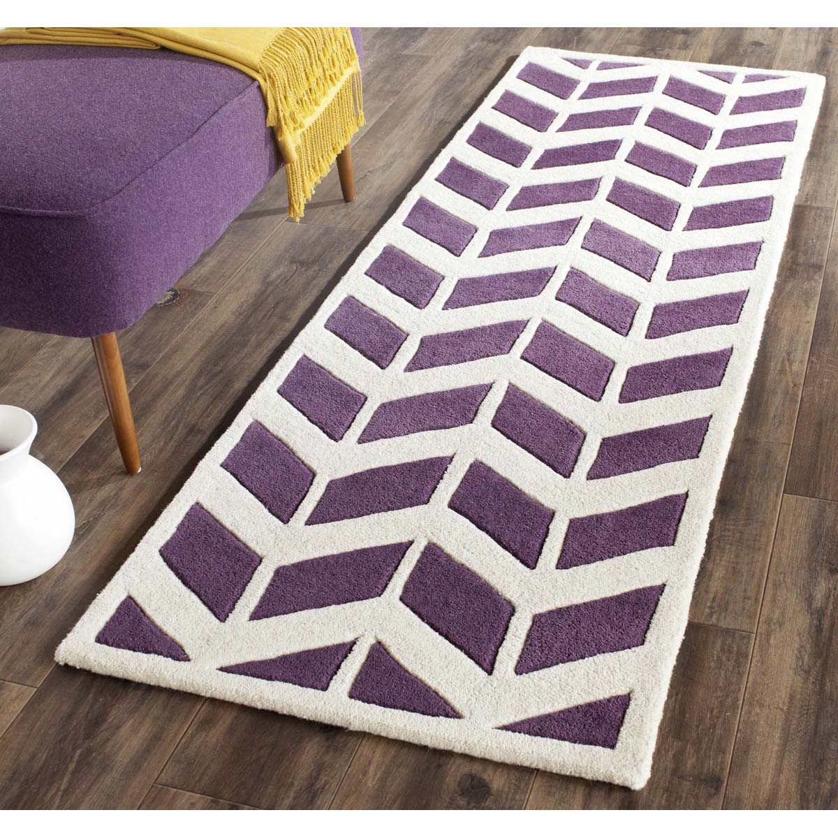 Safavieh Chatham 746 Rug, CHT746 - Purple / Ivory