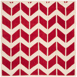Safavieh Chatham 746 Rug, CHT746 - Red / Ivory