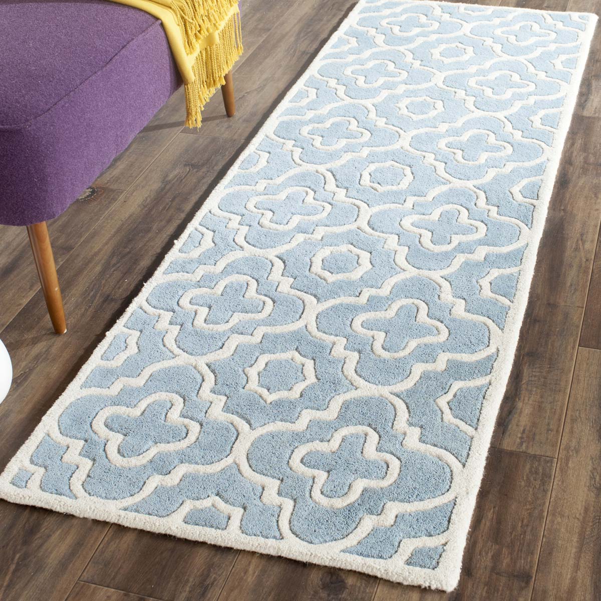 Safavieh Chatham 750 Rug, CHT750 - Blue / Ivory