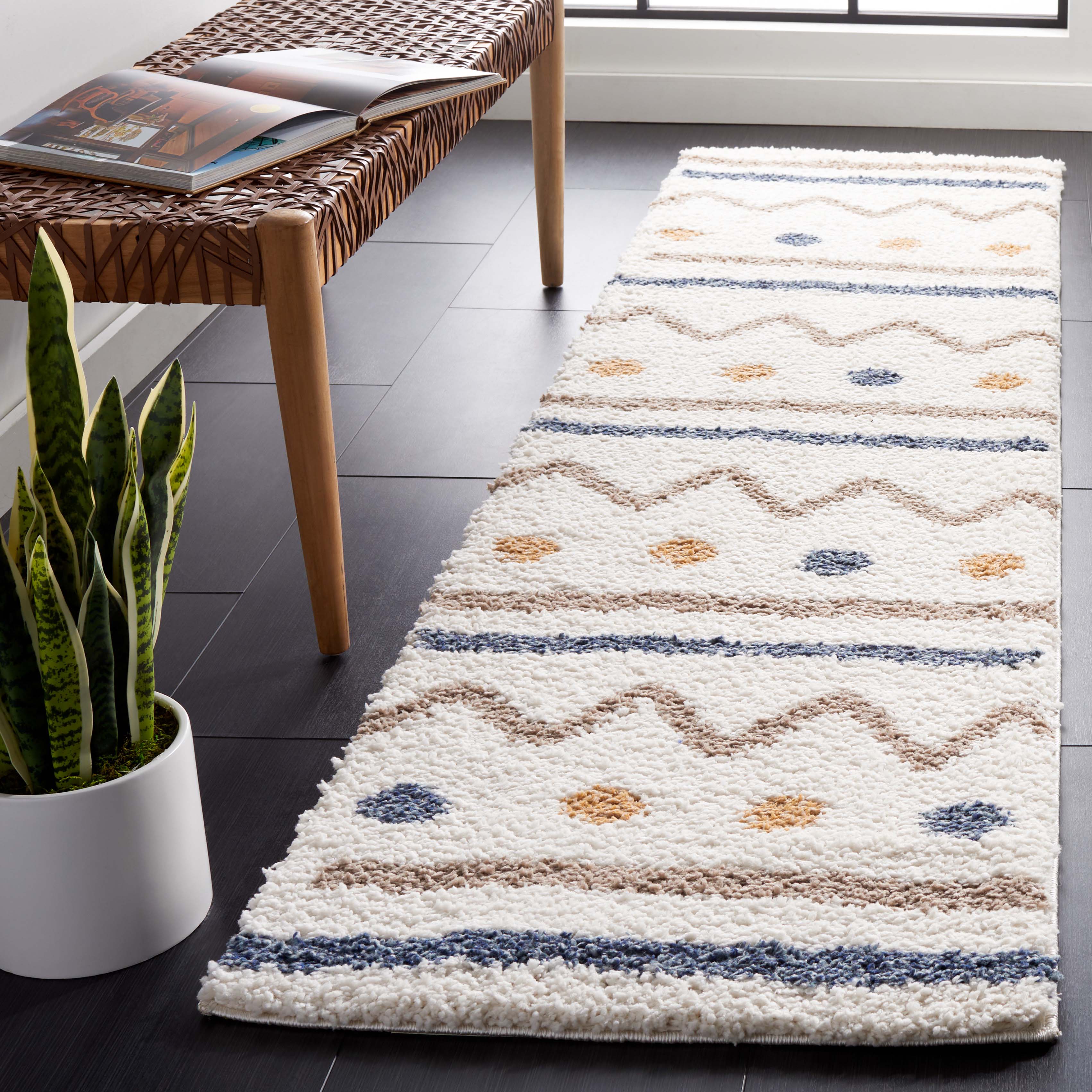 Safavieh Calico Shag 106 Rug, CLC106 - Ivory / Taupe