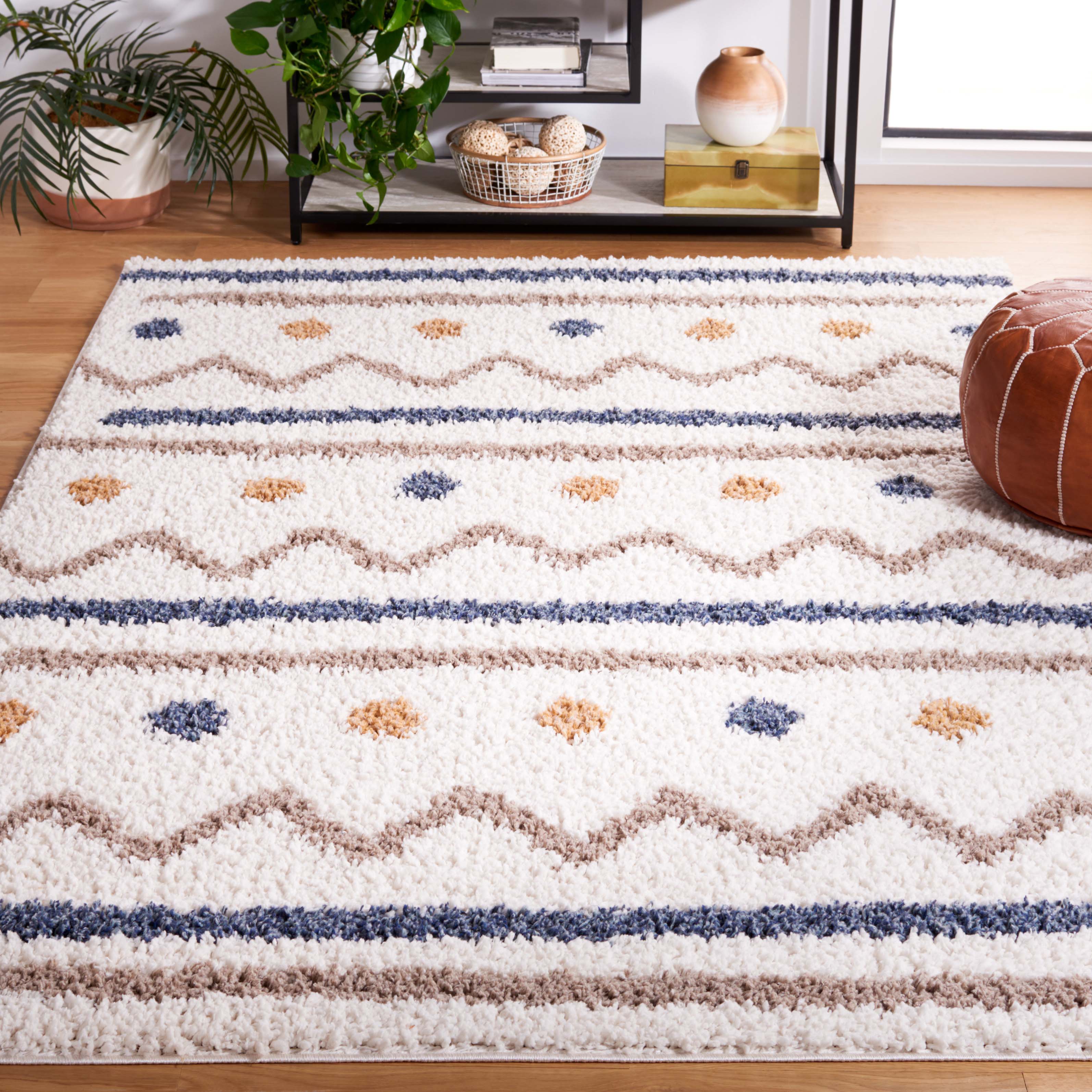 Safavieh Calico Shag 106 Rug, CLC106 - Ivory / Taupe