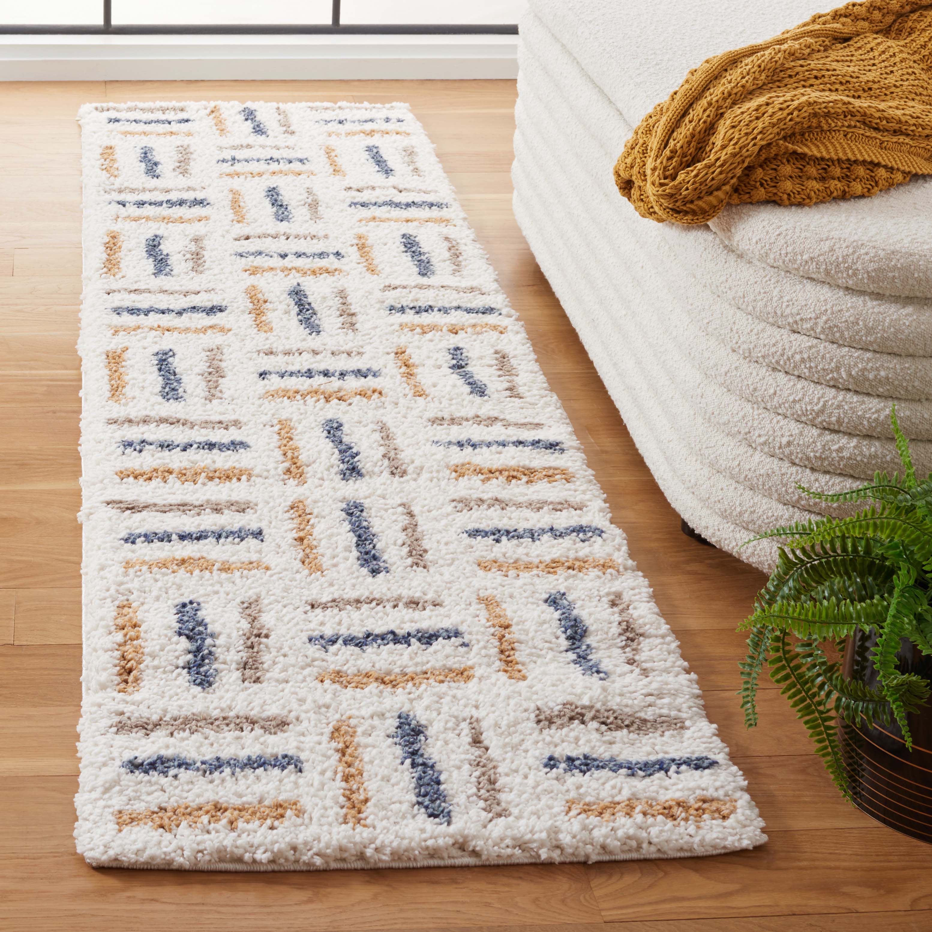 Safavieh Calico Shag 112 Rug, CLC112 - Ivory / Gold