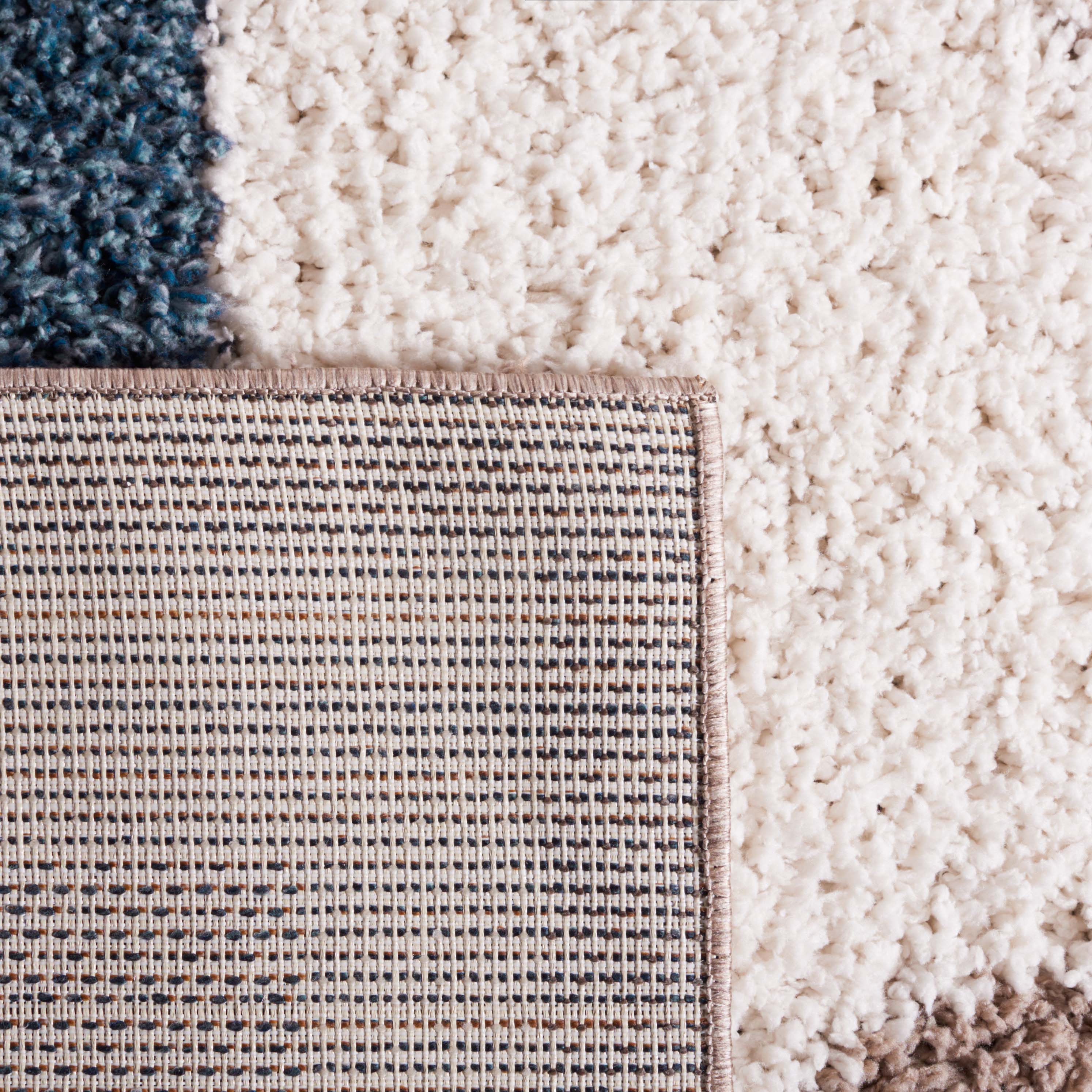 Safavieh Calico Shag 114 Rug, CLC114 - Ivory / Blue