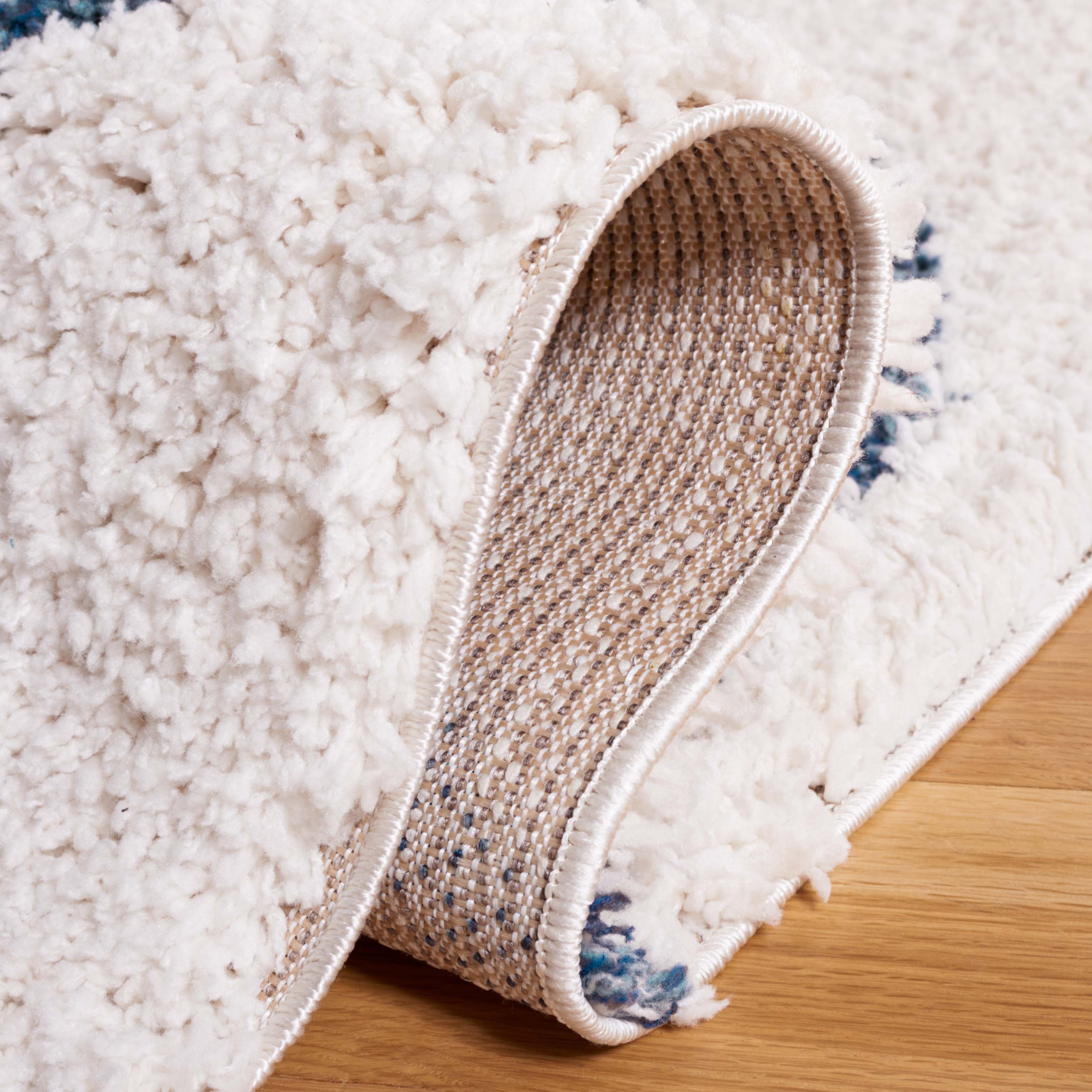 Safavieh Calico Shag 118 Rug, CLC118 - Ivory / Blue