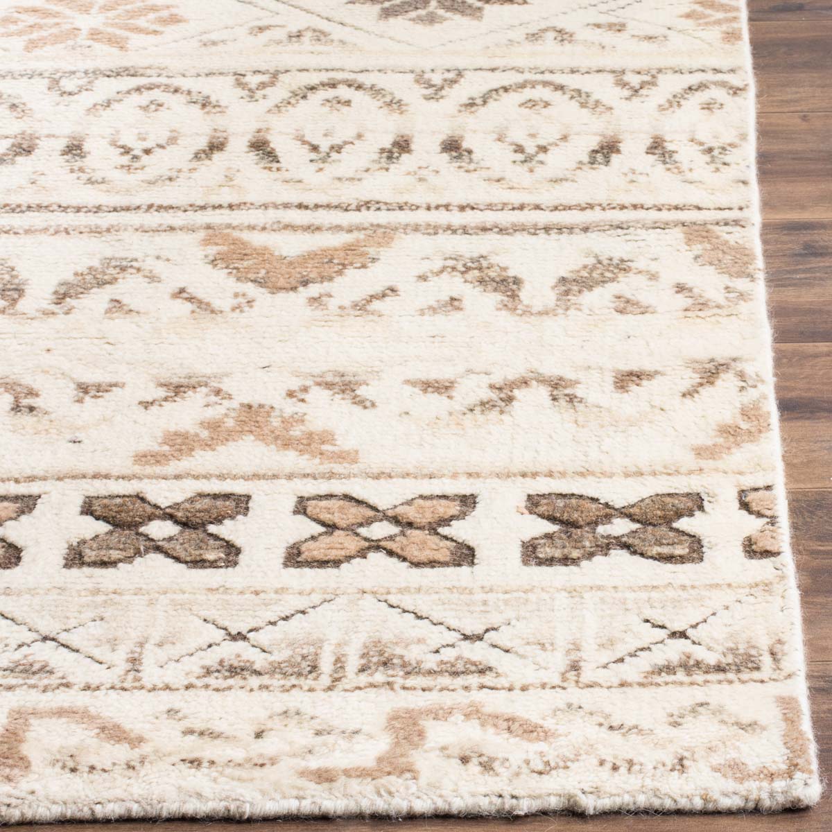 Safavieh Challe 316 Rug, CLE316 - Natural