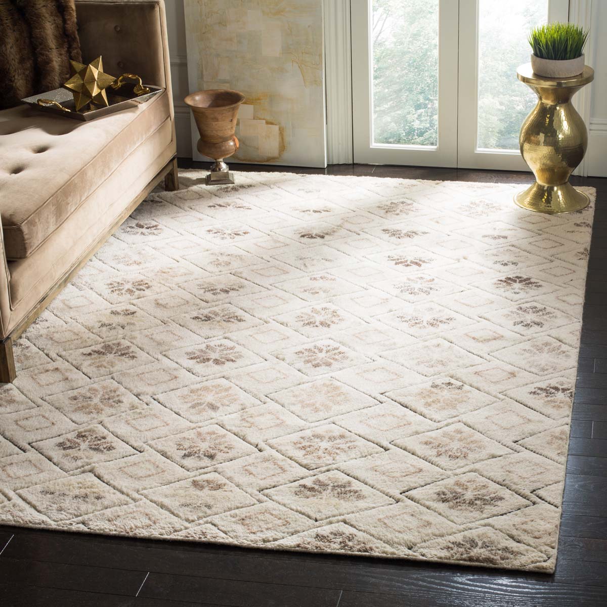 Safavieh Challe 318 Rug, CLE318 - Ivory