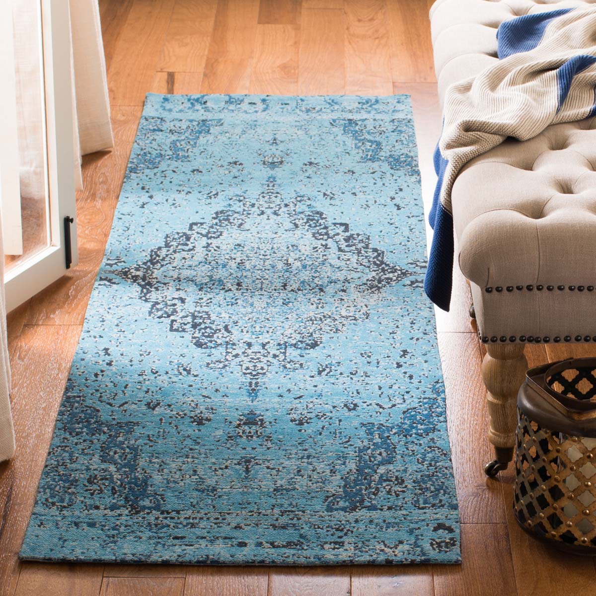 Safavieh Classic Vintage 110 Rug, CLV110 - Blue