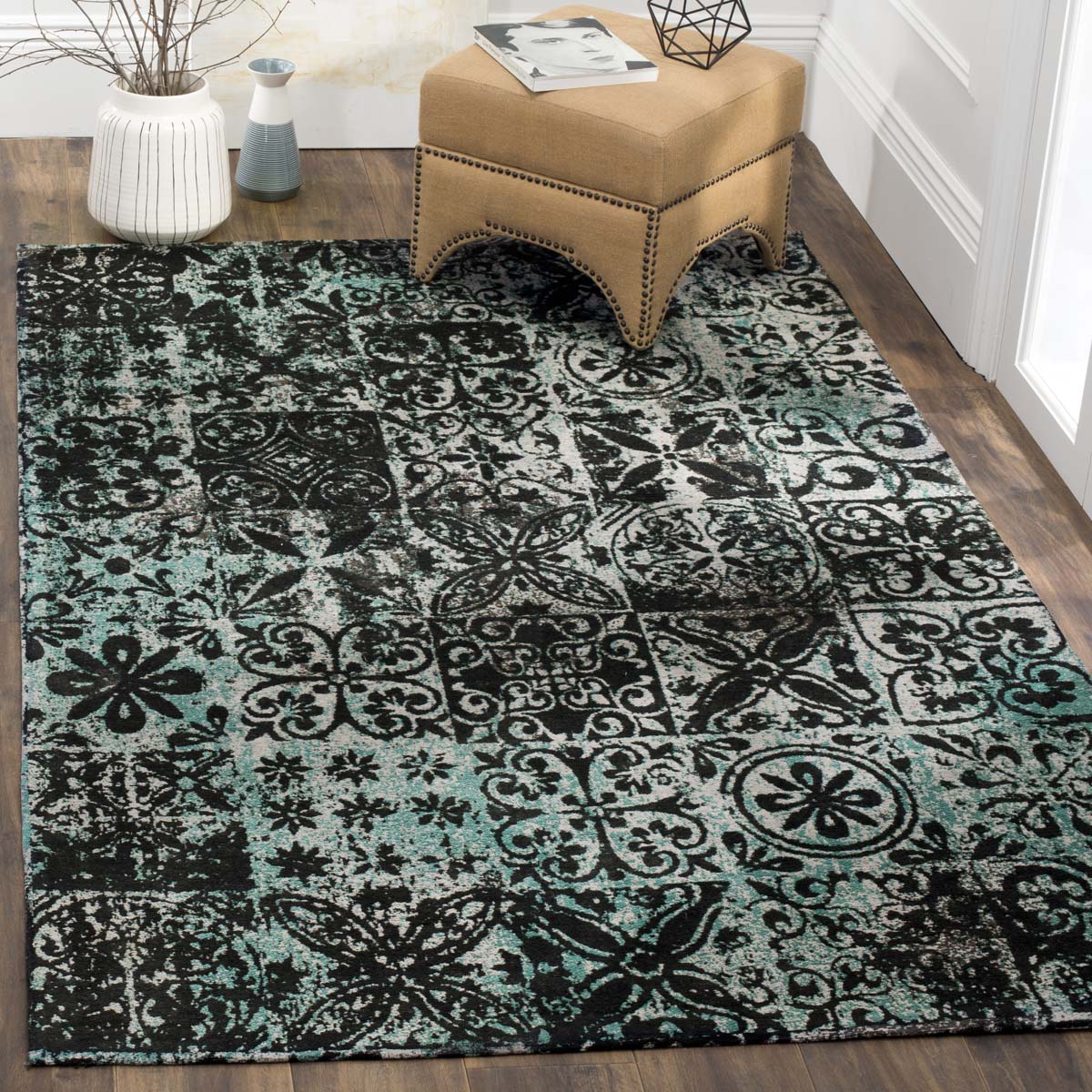 Safavieh Classic Vintage 221 Rug, CLV221 - Teal / Black