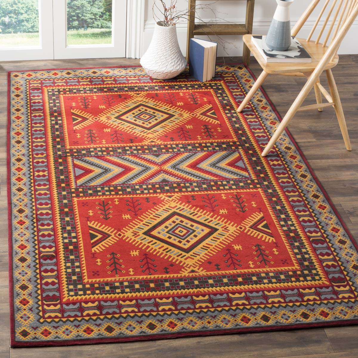 Safavieh Classic Vintage 511 Rug, CLV511 - Red / Slate