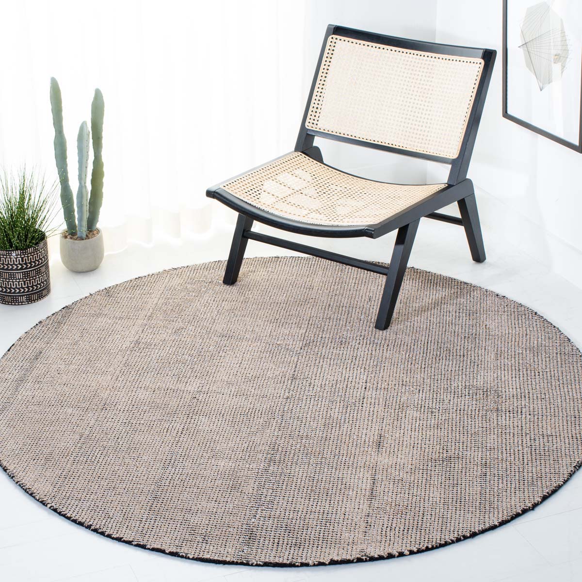 Safavieh Classic Vintage 951 Rug, CLV951 - Natural / Black